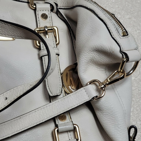 MICHAEL KORS Belted Bedford Ivory Gold Domed Two Way Convertible Carryall Bag - Picture 9 of 12